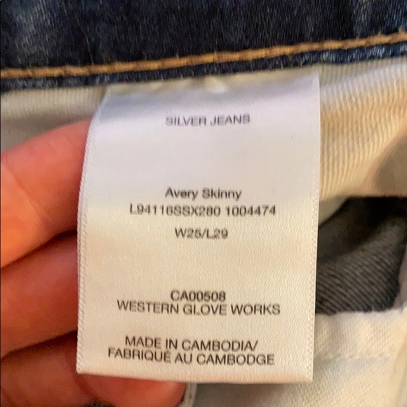 Silver Jeans Avery Skinny - Picture 5 of 5